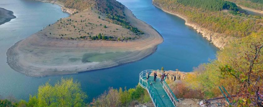 от ВАРНА и БУРГАС - МЕАНДРИТЕ НА АРДА