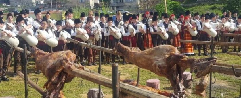 от СОФИЯ - ПРАЗНИК НА ЧЕВЕРМЕТО В ЗЛАТОГРАД